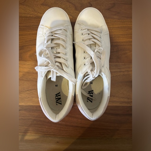 Zara Sneakers - Picture 3 of 7